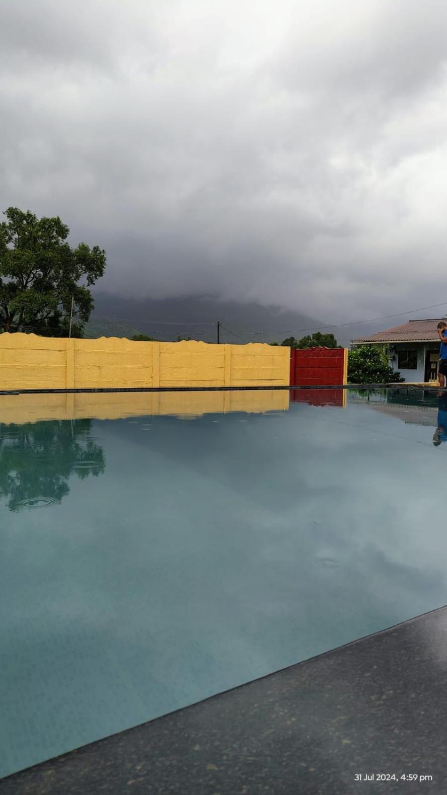 Hotel Sai Farm à Karjat Extérieur photo