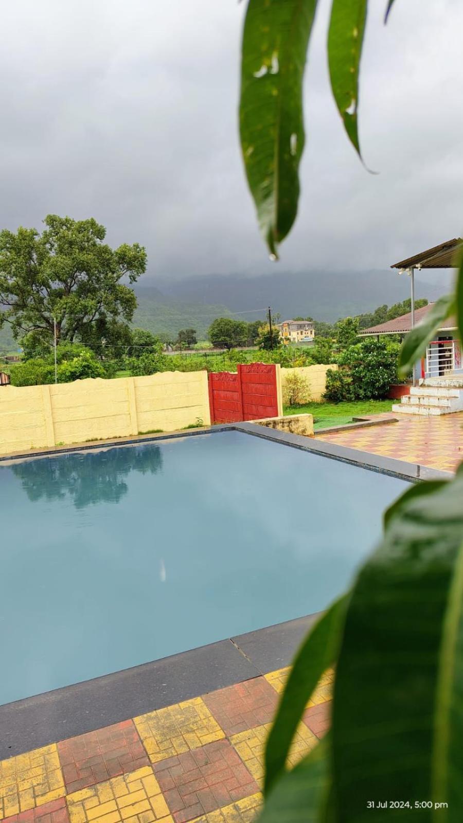 Hotel Sai Farm à Karjat Extérieur photo